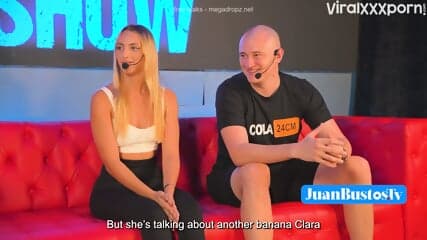 COFLA 24CM destroys argentina's pussy publicly at a bar in Medellín - JuanBustosShow video